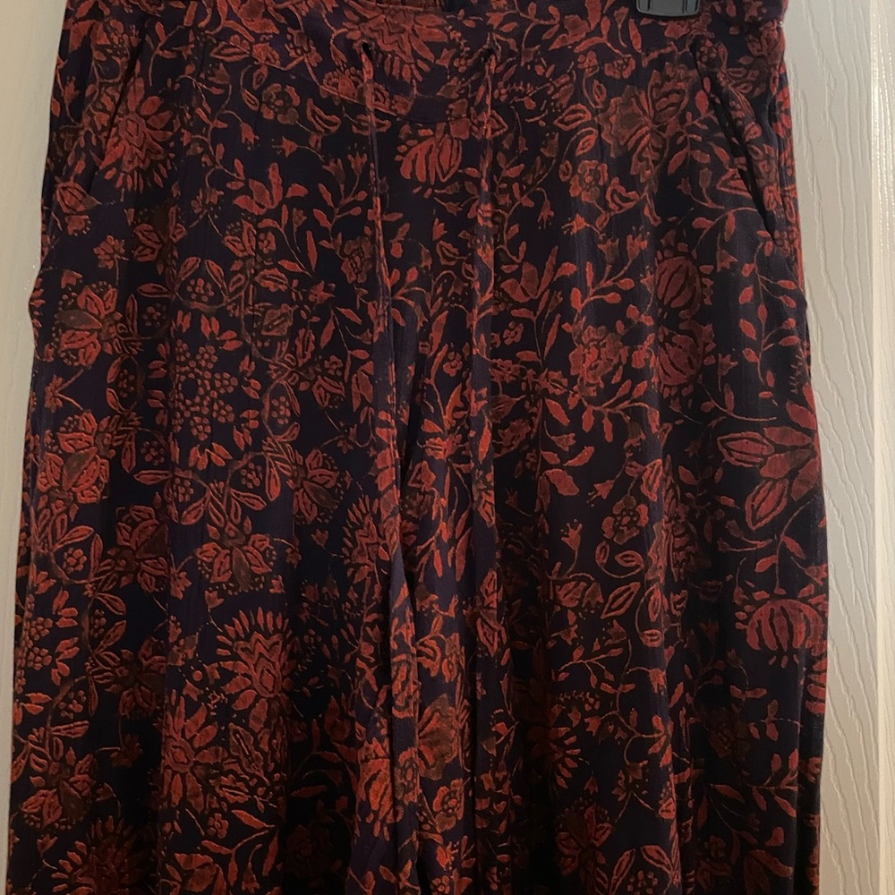 Pants - Picture 3 of 6